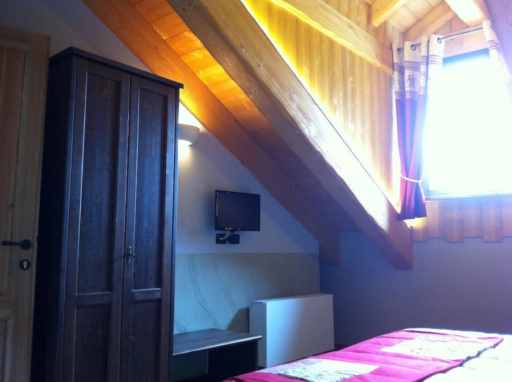 Alpe Rebelle Bed & Breakfast Bionaz Bilik gambar